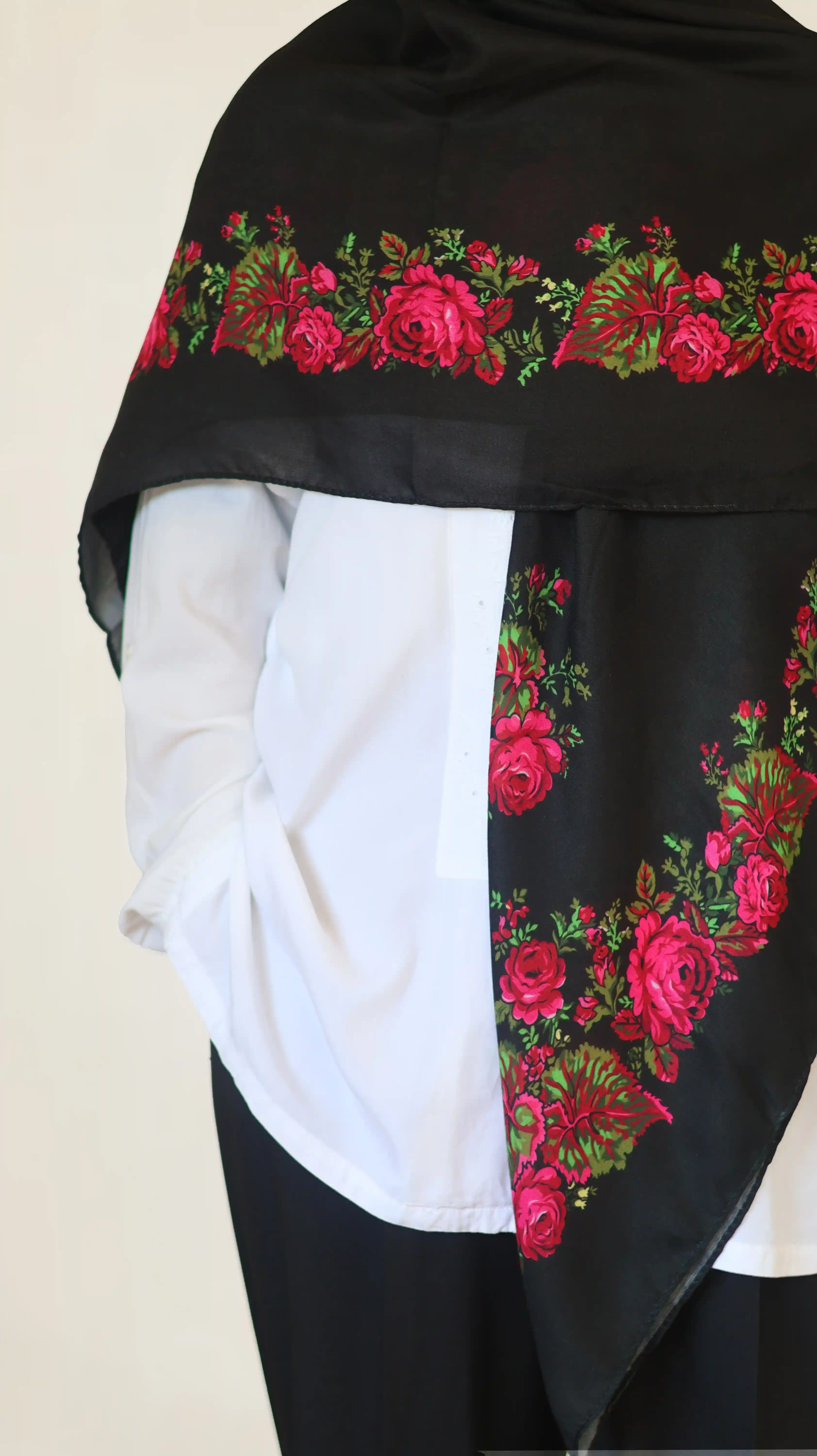 خرید روسری نخی